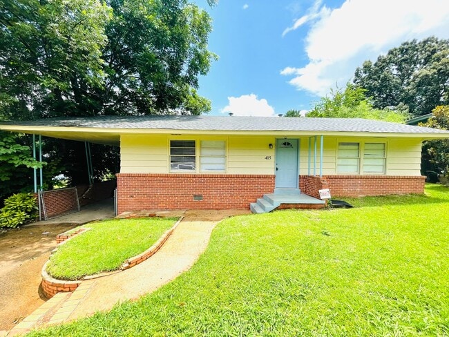 property at 415 Forest Hills Dr