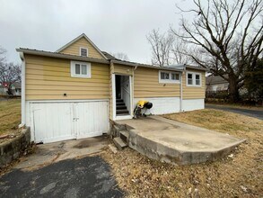 1800 Gordon St in Columbia, MO - Building Photo - Building Photo