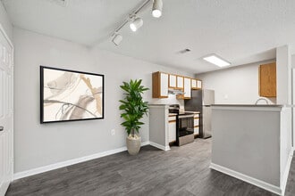 Meadows of Lebanon Apartments in Lebanon, TN - Foto de edificio - Building Photo