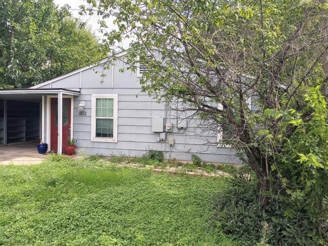 602 Blackson Ave in Austin, TX - Building Photo - Building Photo