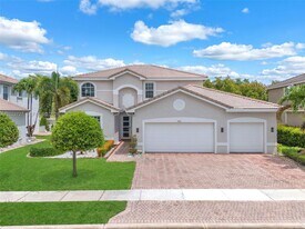 18011 SW 41st St in Miramar, FL - Building Photo