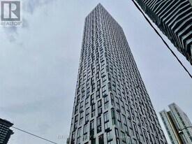 252 Church St in Toronto, ON - Building Photo