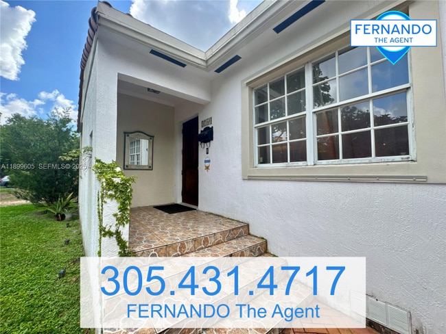 5760 SW 10th St in West Miami, FL - Building Photo - Building Photo