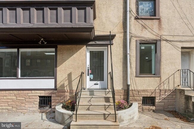 property at 1538 Pine St