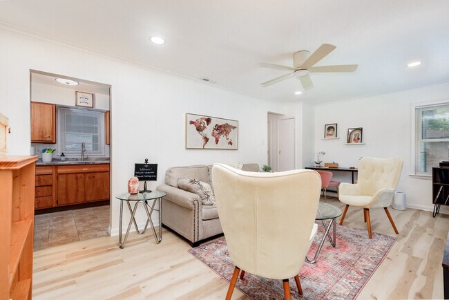 property at 4421 Picajune Ave