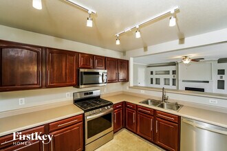 5895 E Hackle Ln in Tucson, AZ - Building Photo - Building Photo