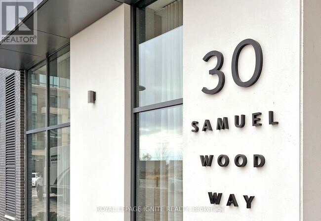 30 Samuel Wood Wy in Toronto, ON - Building Photo - Building Photo