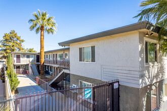 Sunrise Apartments in Las Vegas, NV - Building Photo - Building Photo