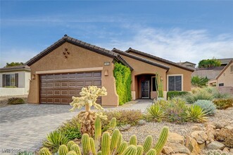 1612 Wellington Springs Ave in Henderson, NV - Building Photo - Building Photo