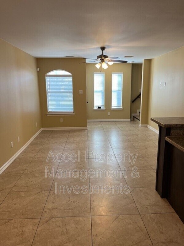 2607 E Eisenhower Ave in Mission, TX - Building Photo - Building Photo