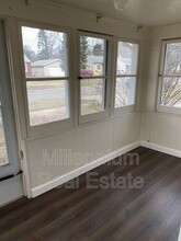 34 E Yale Ave in Pontiac, MI - Building Photo - Building Photo
