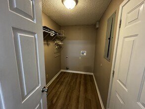 860 Lyndsi Ln in Hinesville, GA - Building Photo - Building Photo