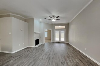 14034 Hillingdale Ln in Houston, TX - Building Photo - Building Photo