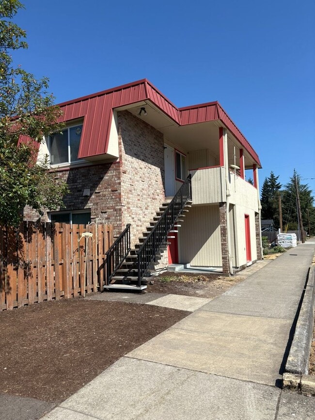 property at 711 Deskins St