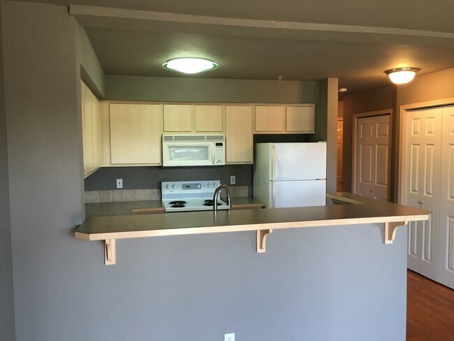 600 N 85th St, Unit 310 in Seattle, WA - Foto de edificio - Building Photo