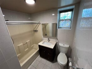 40-41-41 215th Pl in Queens, NY - Building Photo - Building Photo