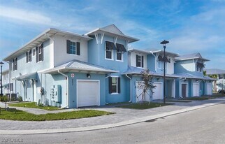 26381 Coco Cay Cir in Bonita Springs, FL - Building Photo