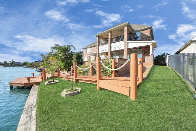 property at 17859 Camp Cove Dr