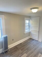 4 Tower Rd in East Hartford, CT - Building Photo - Building Photo