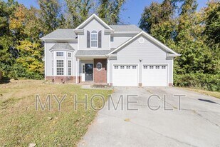 643 Wilora Landing Rd in Charlotte, NC - Building Photo