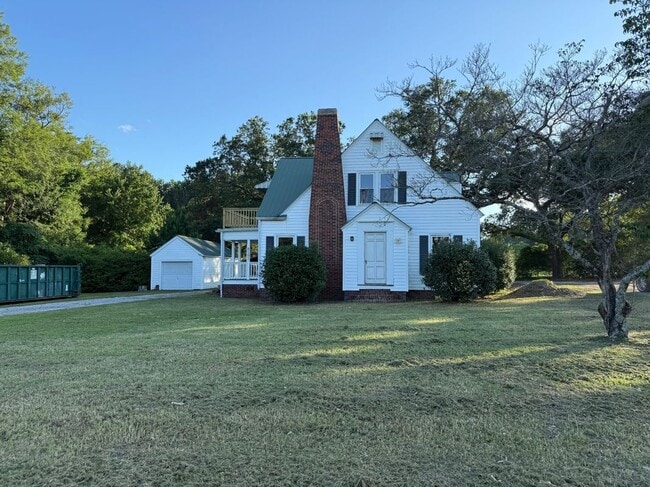 property at 8191 E Highway 19