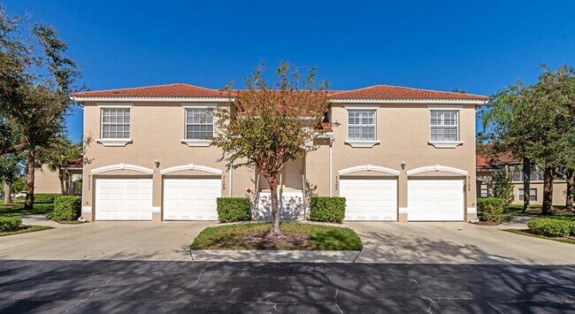 property at 7107 Cedar Hollow Cir