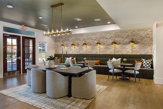 Stallings Mill Apartment Homes in Clayton, NC - Foto de edificio - Building Photo