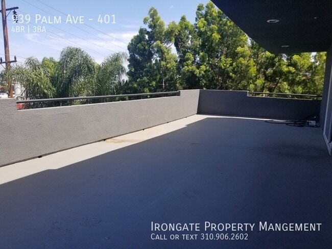 La Elle Apartments in West Hollywood, CA - Building Photo - Building Photo