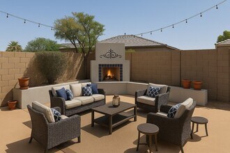 14437 W Lexington Ave in Goodyear, AZ - Foto de edificio - Building Photo