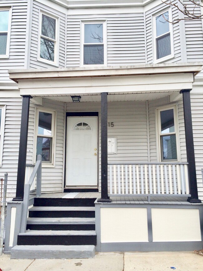 15 Cawfield St, Unit 1