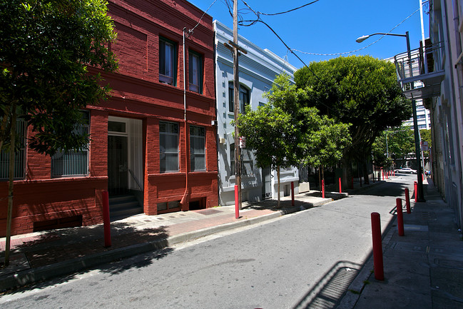 125 Trenton St in San Francisco, CA - Building Photo - Building Photo