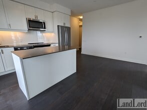 8 Nahani Way in Mississauga, ON - Building Photo - Building Photo