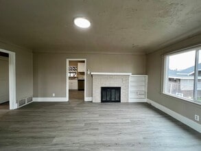 1013 S 9th Ave in Yakima, WA - Building Photo - Building Photo