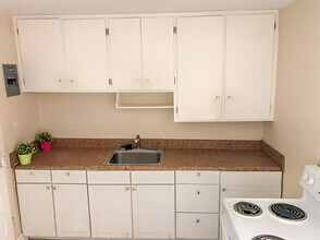 212 E Drury Ave in Kissimmee, FL - Building Photo - Building Photo