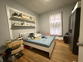 145 Grant Ave in Hamilton, ON - Building Photo