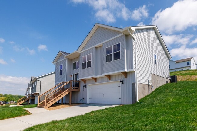 3536 Paradise Ridge Way in Knoxville, TN - Building Photo - Building Photo