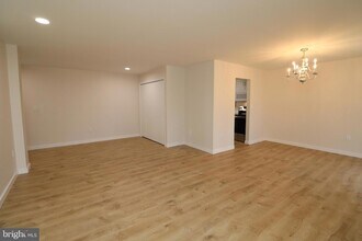 7505 Democracy Blvd, Unit A125 in Bethesda, MD - Building Photo - Building Photo