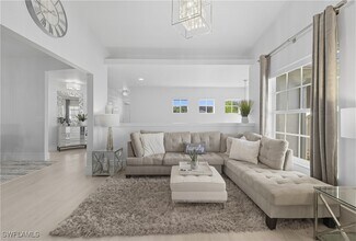 5873 3 Iron Dr in Naples, FL - Building Photo - Building Photo