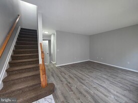 611 Artisan St in Trenton, NJ - Building Photo