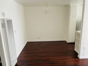 827 N Hudson Ave in Los Angeles, CA - Building Photo - Building Photo