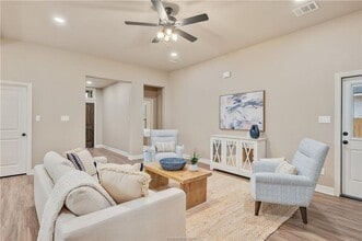 2812 Bombay Ct in Bryan, TX - Building Photo - Building Photo
