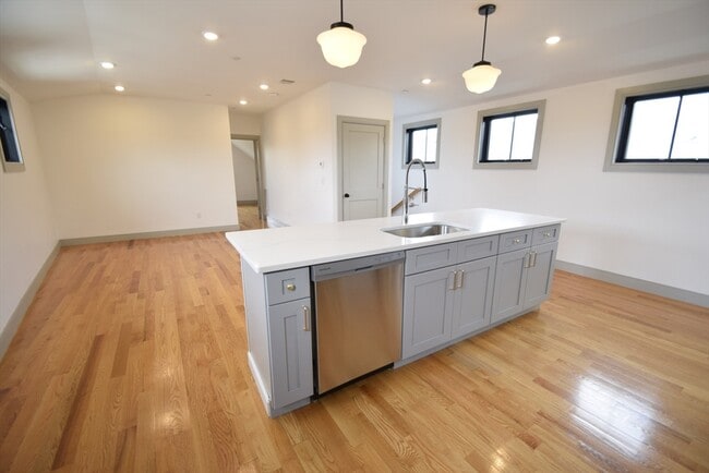 15 Maywood St in Boston, MA - Building Photo - Building Photo