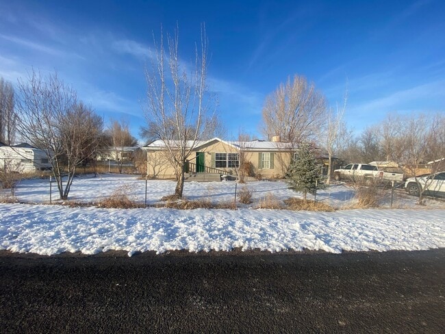 911 E 2970 S in Vernal, UT - Building Photo - Building Photo