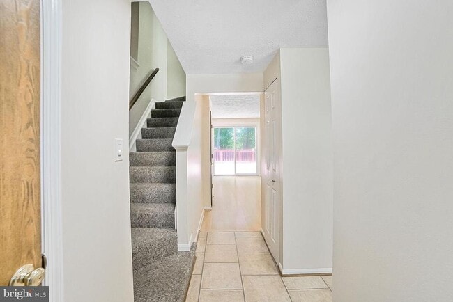 9511 Donnan Castle Ct in Laurel, MD - Building Photo - Building Photo