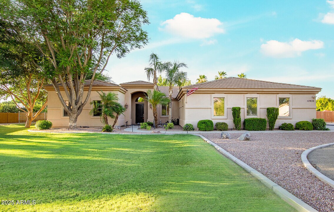 13930 E Vallejo St in Chandler, AZ - Building Photo
