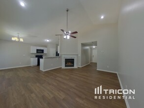 8715 Tweedsmuir Glen Ln in Charlotte, NC - Building Photo - Building Photo