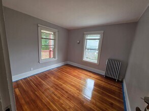 318 Summer St in Bridgewater, MA - Building Photo - Building Photo