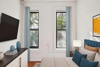 344 E 9th St in New York, NY - Building Photo - Building Photo