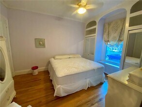 96 Rhode Island Ave in Newport, RI - Building Photo - Building Photo