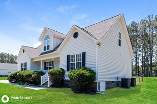 235 Lassiter Farms Ln in Clayton, NC - Foto de edificio - Building Photo